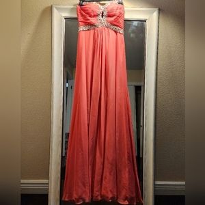 Narianna Peach Formal Dress w Sequins